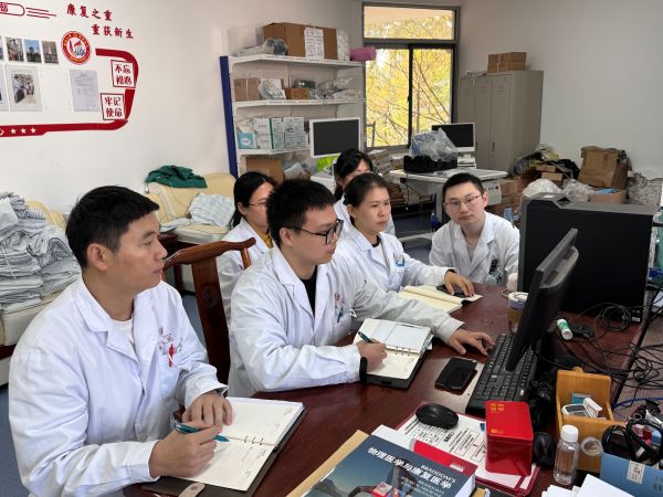 810fab5a892a7d7d1dbf700c66b79edc.jpg 810fab5a892a7d7d1dbf700c66b79edc.jpg