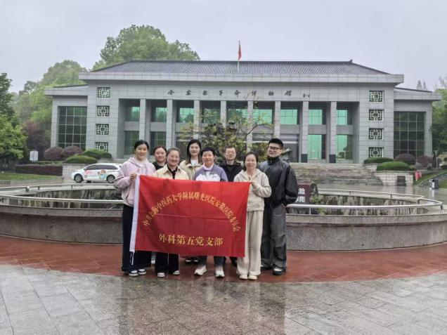 7c3b564ef32f1deb0e7d2f8a6e79d571