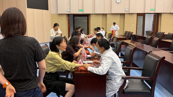 活动现场.jpg 活动现场.jpg